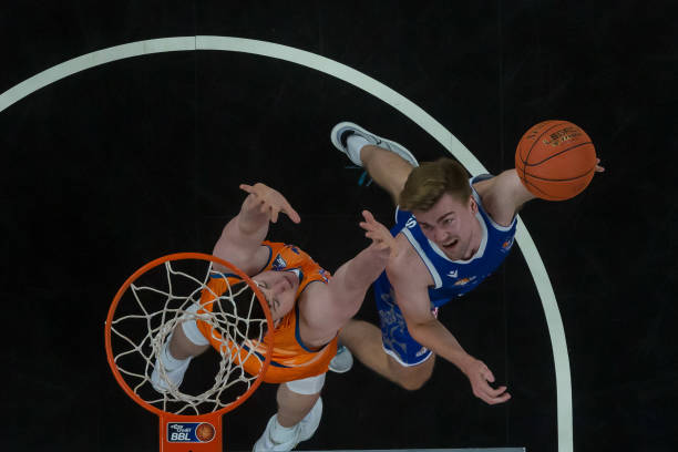 调整奏效 调整奏效