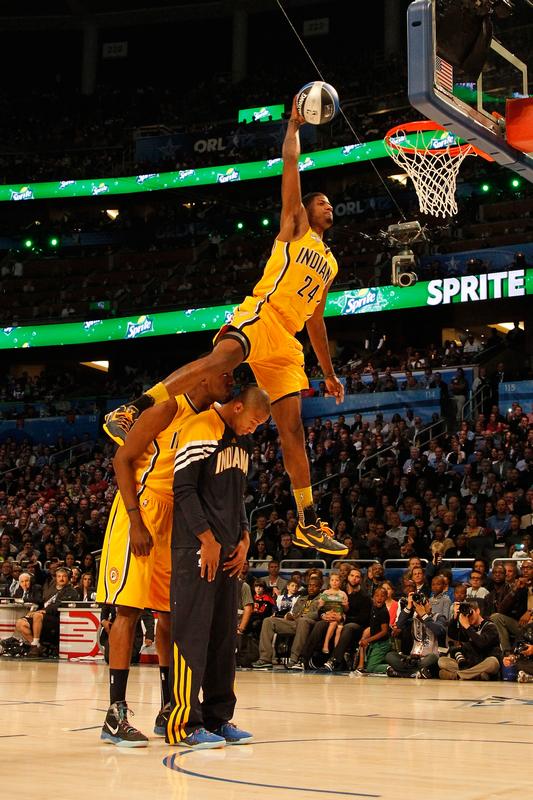 相比之下 相比之下